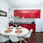 Appartamento Spacious 3-bedroom With Open Terrace In