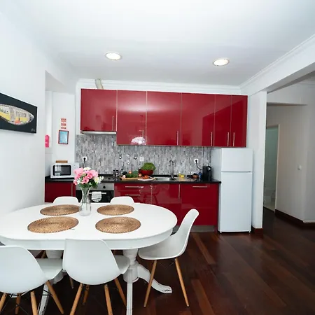 דירה Spacious 3-bedroom 3 Double Bed 1 Sofa Bed 2 Bathroom With Open Terrace In *