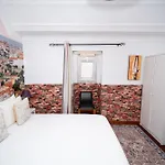 Apartament Spacious 3-Bedroom Apartment With Open Terrace In Central Lisbon *