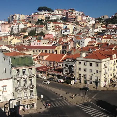 Open Trace Unique 3 Bedroom Located Centeral 아파트 *