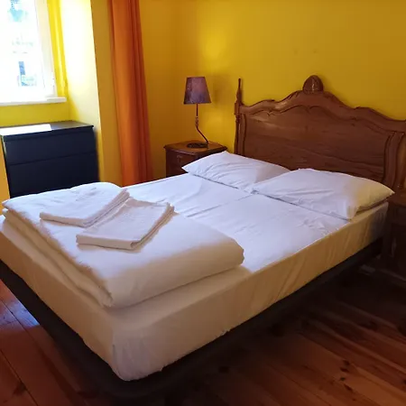 Open Trace Unique 3 Bedroom Located Centeral 아파트 *