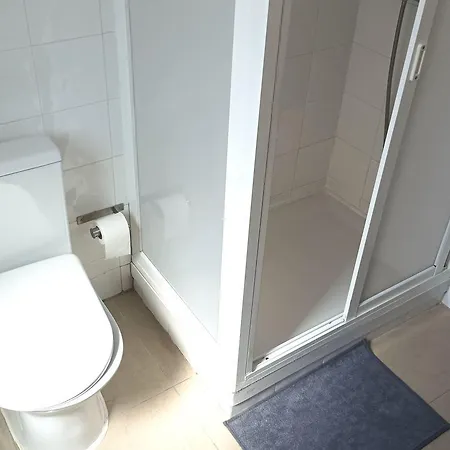 Open Trace Unique 3 Bedroom Located Centeral * 리스본